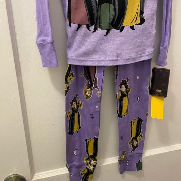 Hocus Pocus 2 Girls Pajama Set New - Picture 4 of 13